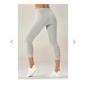 SOLD ❤️ Stunning Luciana tights